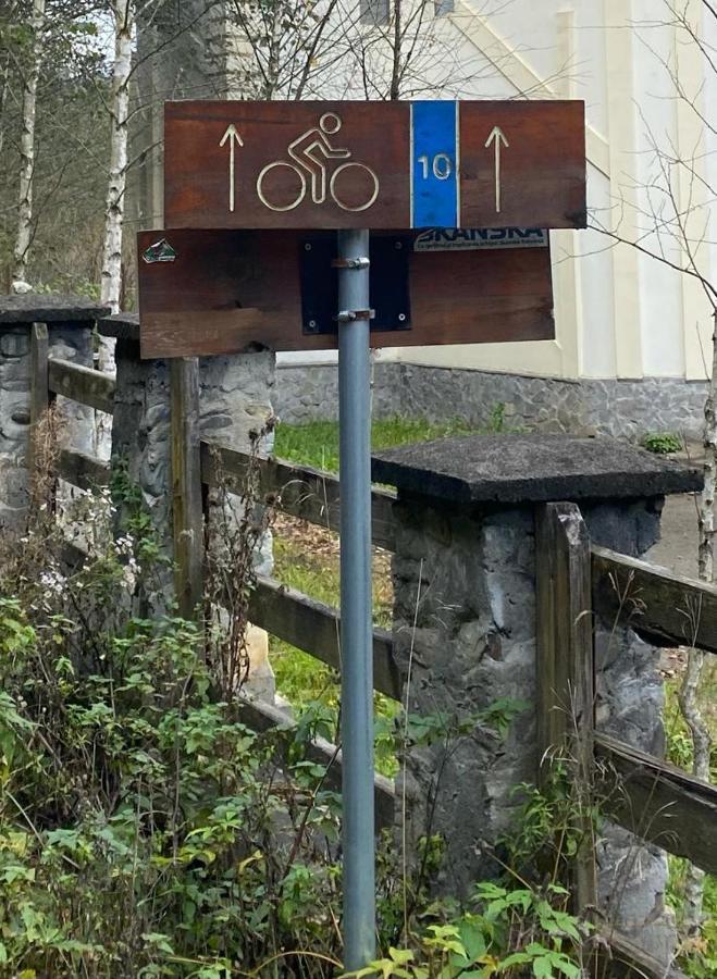 Casa De Vacanta Satic Piatra Craiului La Doi Viermi Εξωτερικό φωτογραφία