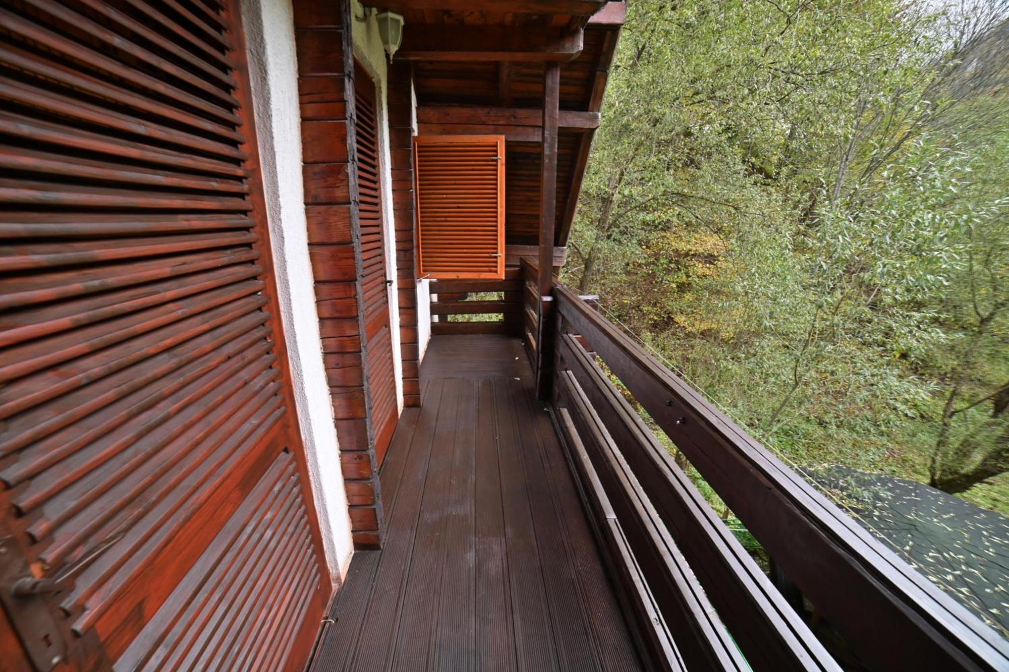 Casa De Vacanta Satic Piatra Craiului La Doi Viermi Εξωτερικό φωτογραφία